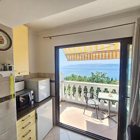 Fuer 2 Pers- Mit Balkon By Interhome Novi Vinodolski
