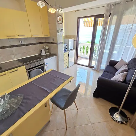 Lejlighed Fuer 2 Pers- Mit Balkon By Interhome
